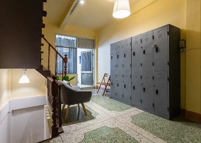 Naret Coliving Ostello Bangkok